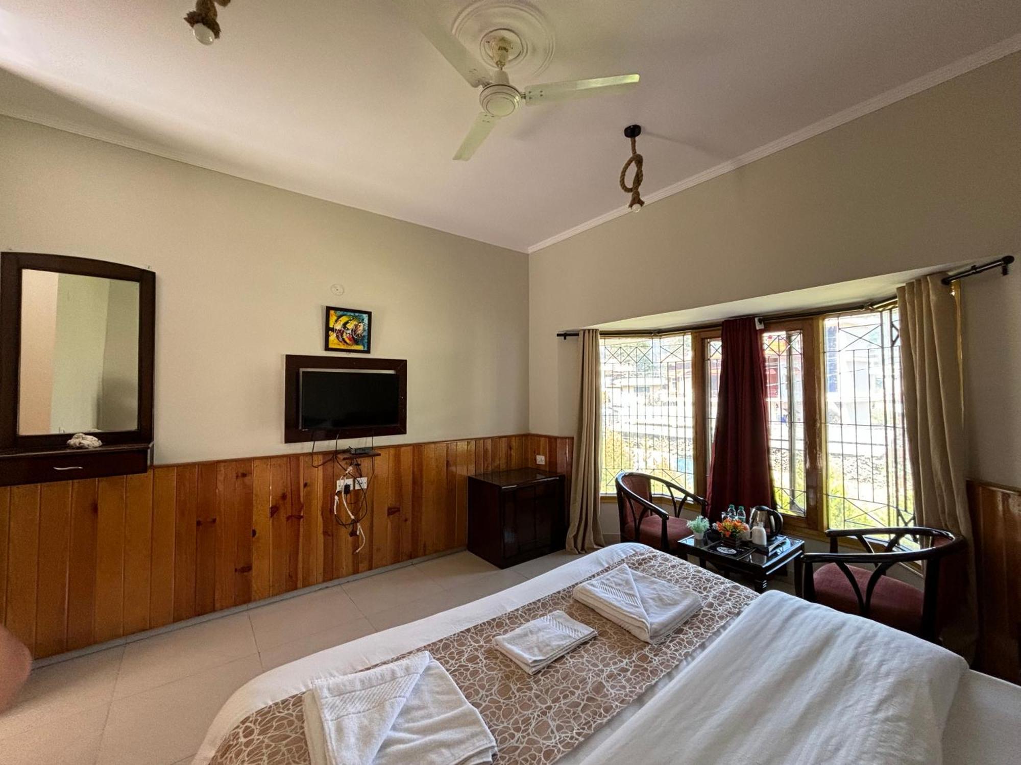 Ivy The Boutique Hotel Near Neem Karoli Temple Nainital Exterior foto