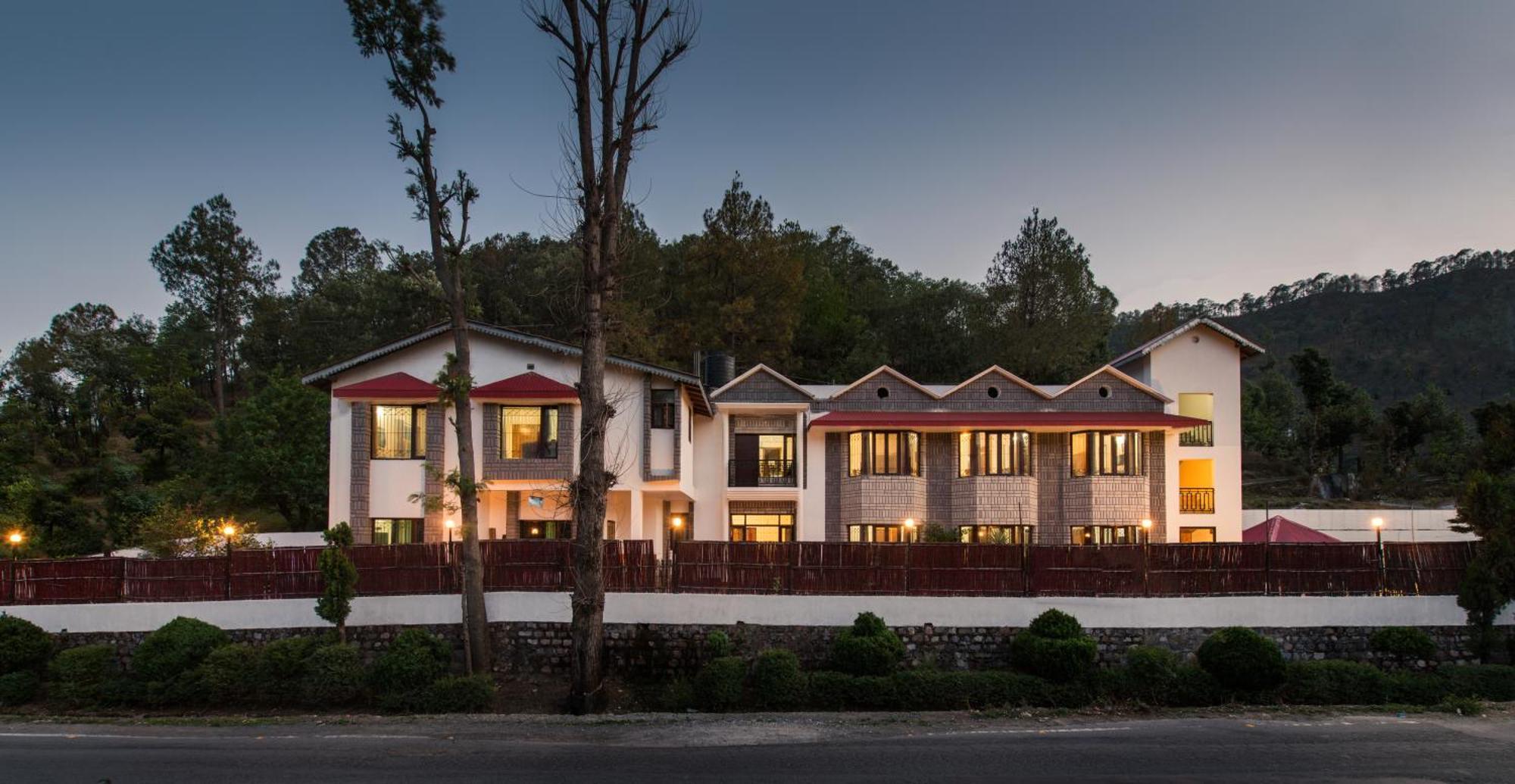 Ivy The Boutique Hotel Near Neem Karoli Temple Nainital Exterior foto